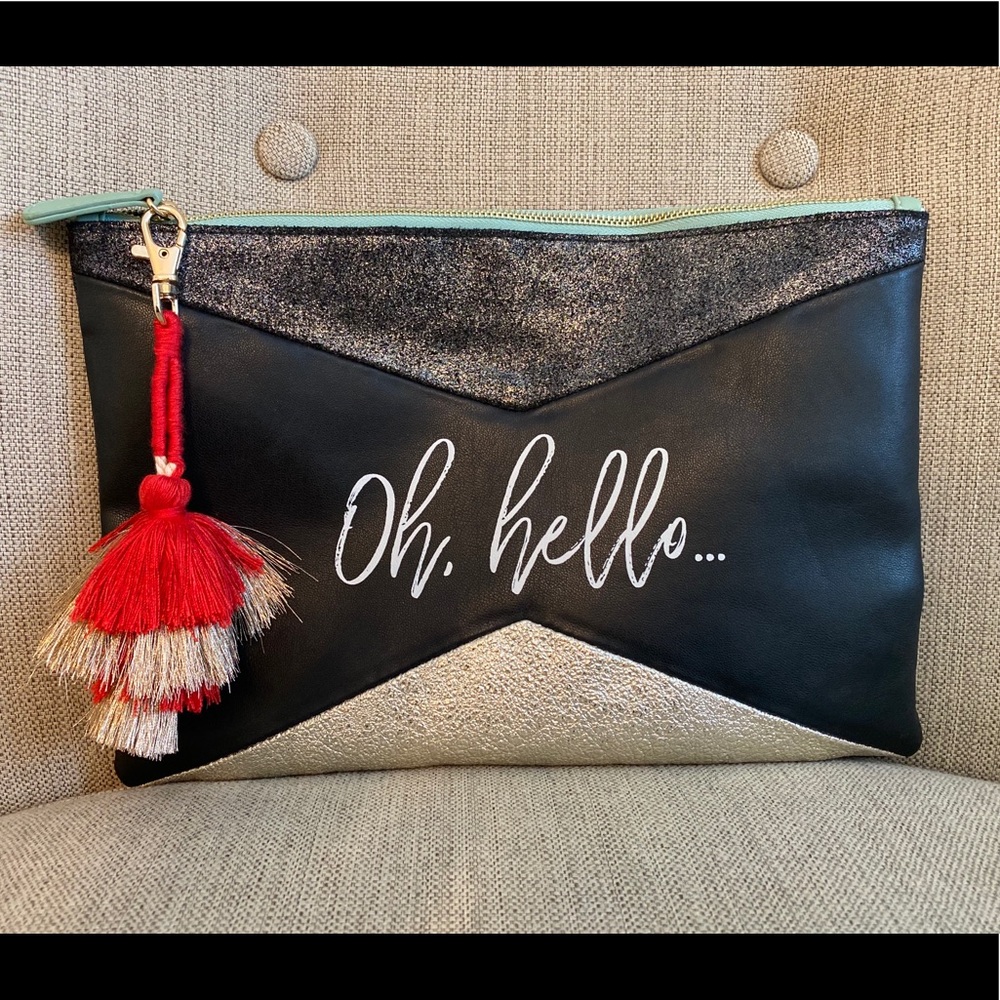 NWOT Anthropologie “Oh Hello” clutch, bag w/tassel